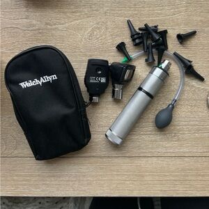 Welch Allyn Diagnostic Set